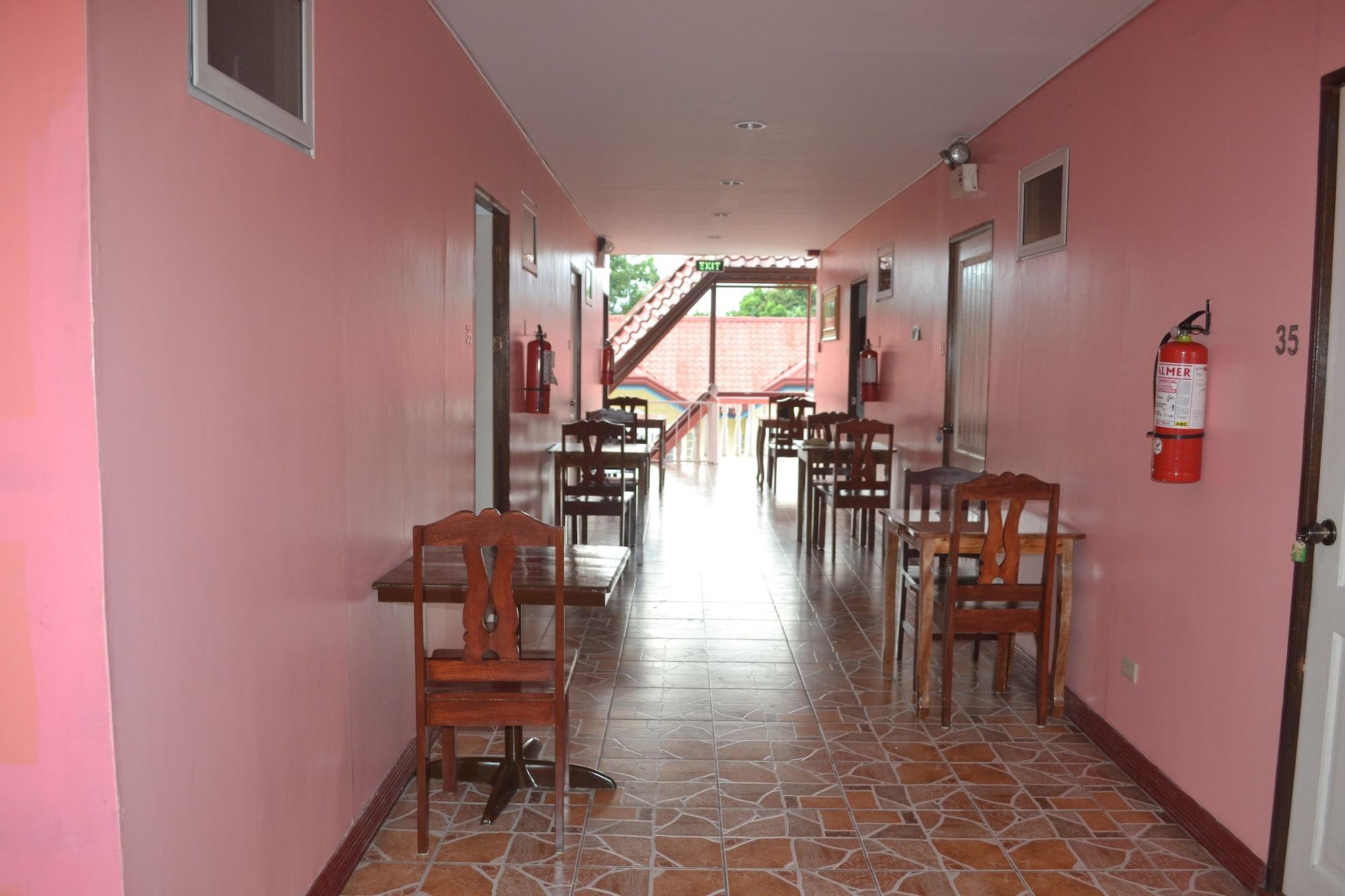 Villa Prescilla Dumaguete City Экстерьер фото